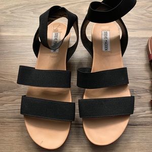 Black Steve Madden sandals